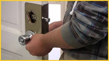 Exclusive Locksmith Service Manchester, CT 860-295-2026 - 13-lock-replace